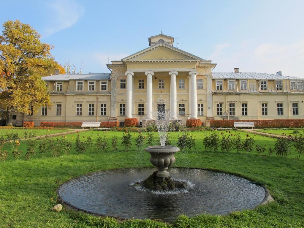 Krimuldas Muiza Sigulda Buitenkant foto